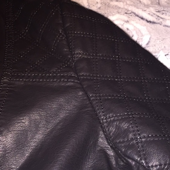 Jacket - Picture 5 of 5